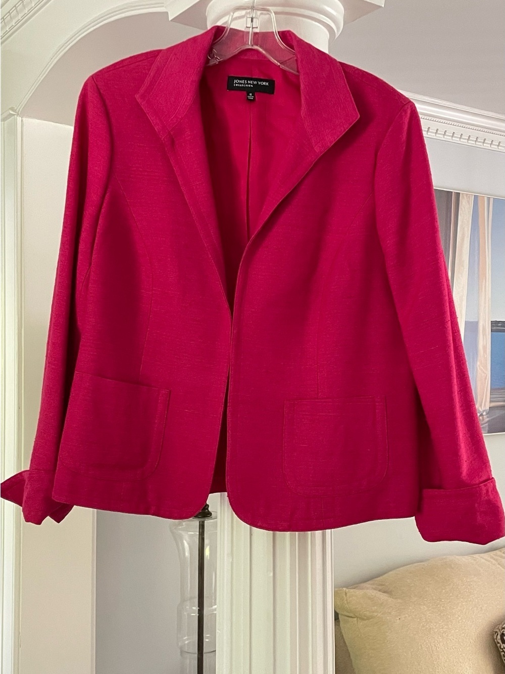 Jones New York Collection. Women’s size 12 Fuchsia pink blazer/jacket 100% silk